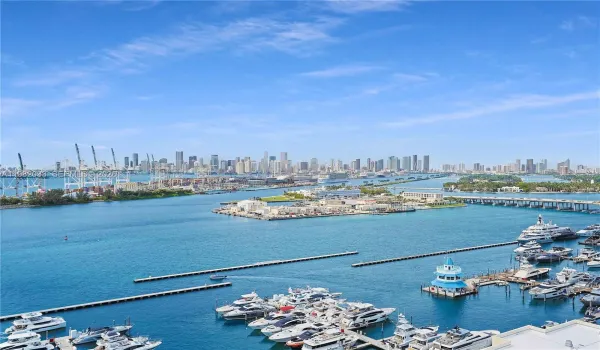 West views of the Intracoastal, Miami Beach Marina and the Miami Skyline