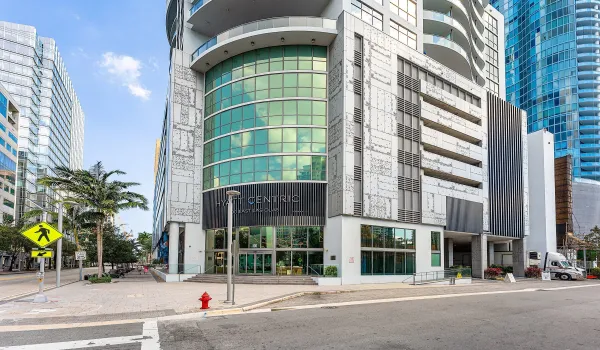 005-100EastLasOlasBoulevard-3001-FortLau