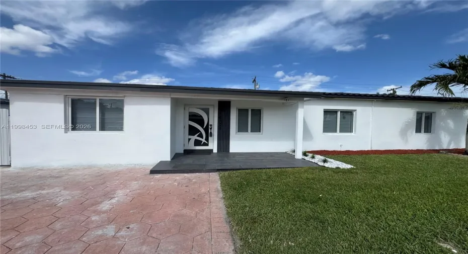 EXTERIOR FRONT MORE PHOTOS COMING