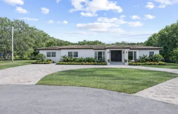 Digitally Staged - Front of home