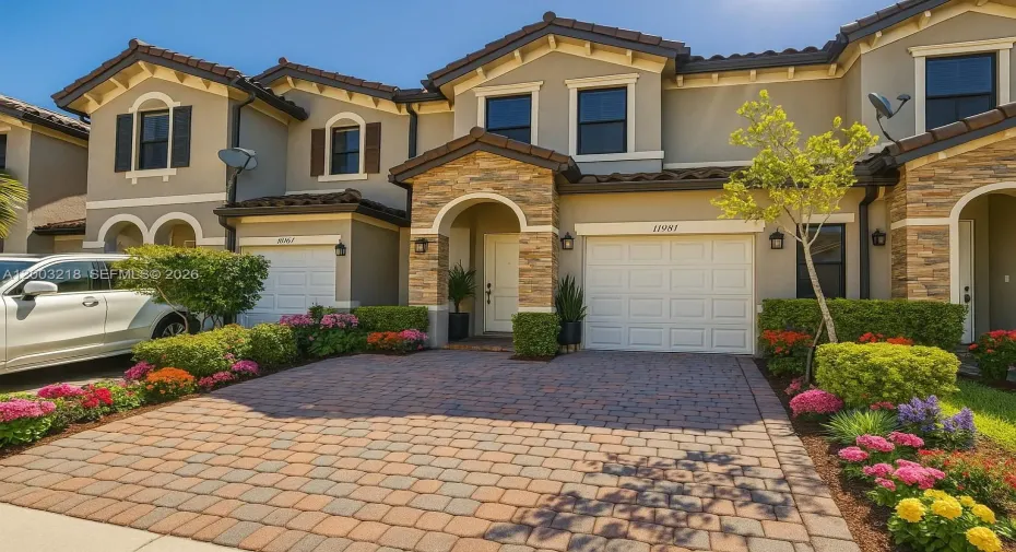 Virtually enhanced image