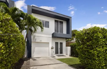 Townhouse For Sale