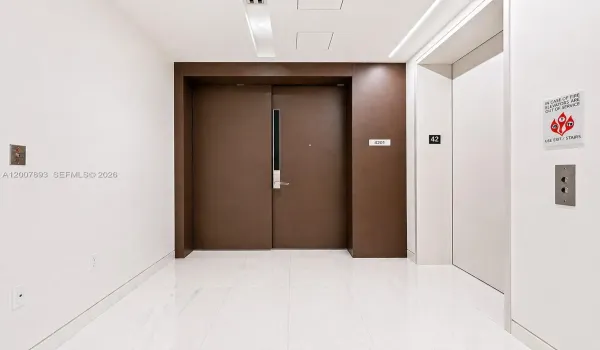 Private Foyer Entrance