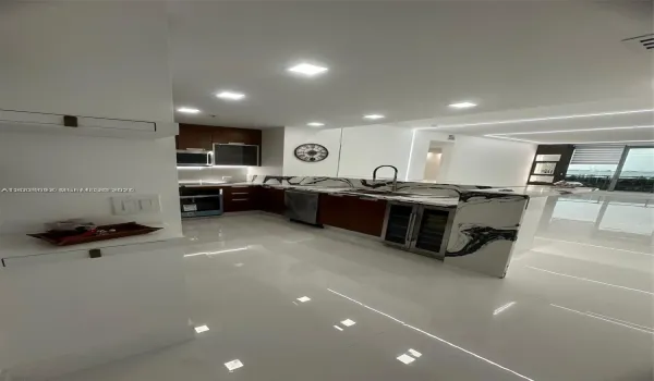 THE LEXI NORTH BAY VILLAGE