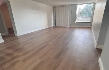 Spacious Living room