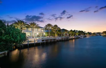 290 South Maya Palm Drive