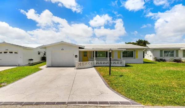 2198 SW 12th Ave_LARGE-1