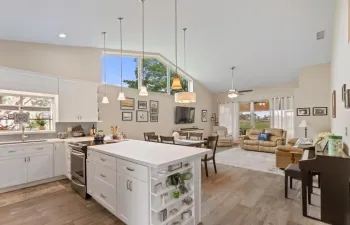 Kitchen Family Room