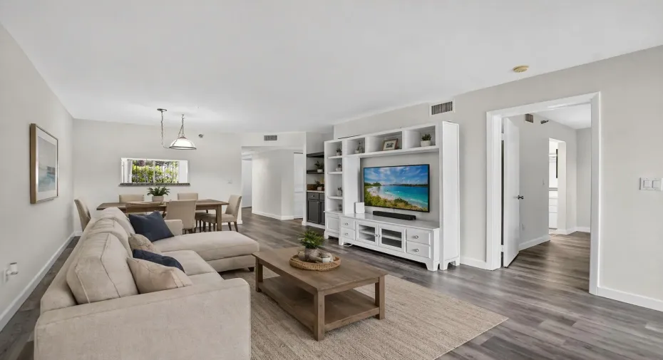 Huge Living Room Virtually staged