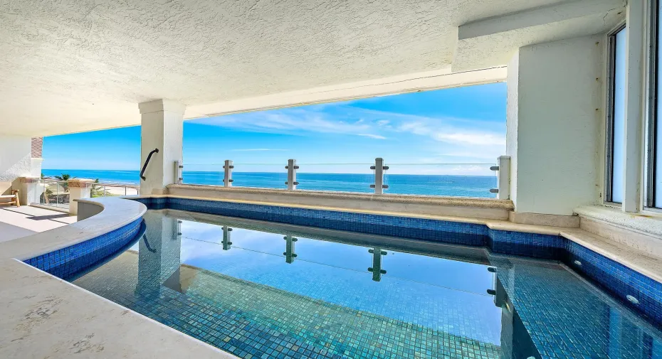 View from the private plung pool to ocean