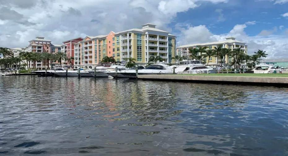 Moorings at Lantana