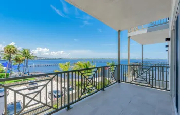 41 SW Seminole Street 305 1