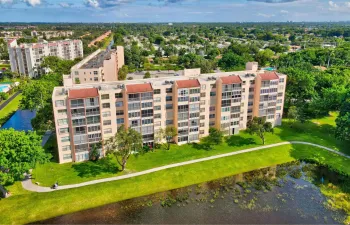 Sixth Floor, Corner unit!