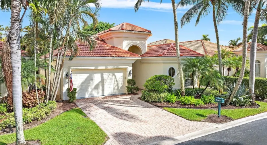 8464 Legend Club Drive