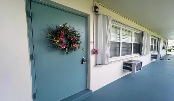 Front Door/Hurricane Shutters