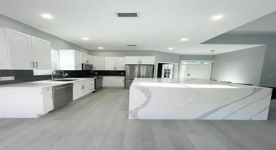 bentley 2kitchen