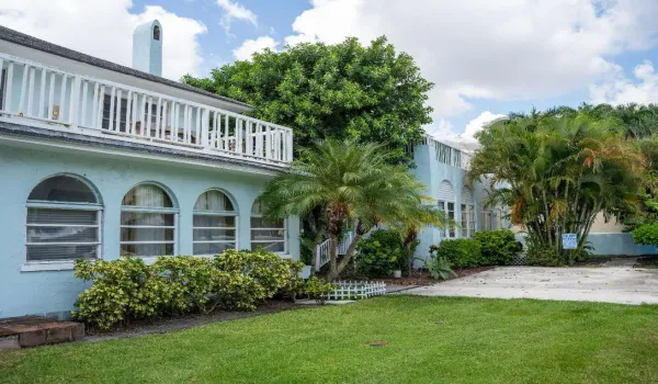 264 Seminole Ave