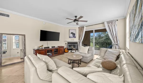 011-11720SaintAndrewsPlace-Unit308-Welli