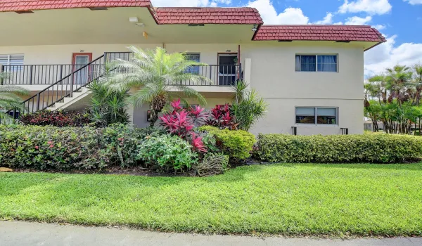 2 Bedrooms and 2 Baths