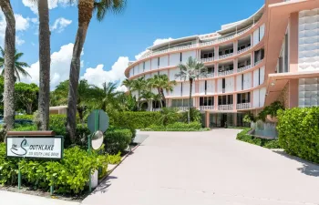 315 S Lake Dr Palm Beach FL-print-001-00