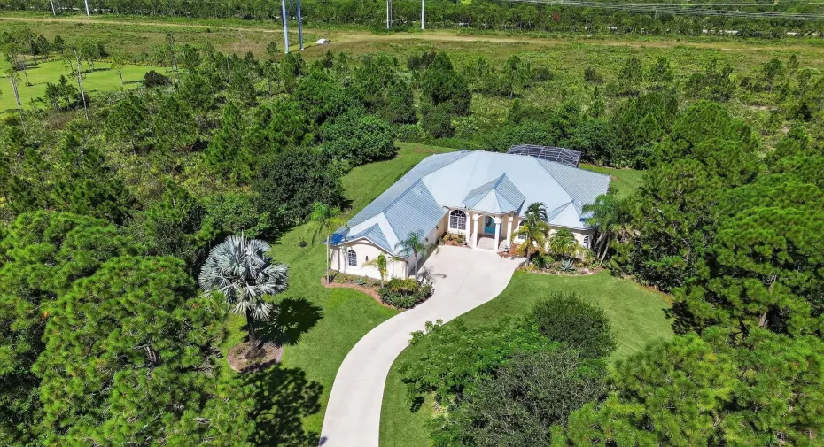 7820 Saddlebrook Drive