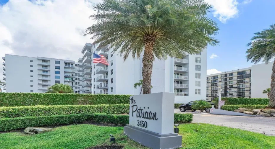 3450_S_Ocean_Blvd_u118_001