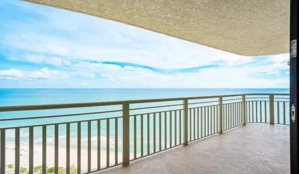 014-3000NorthOceanDrive-RivieraBeach-FL-