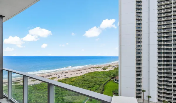 Ocean and Intracoastal views from both bedrooms and living room
