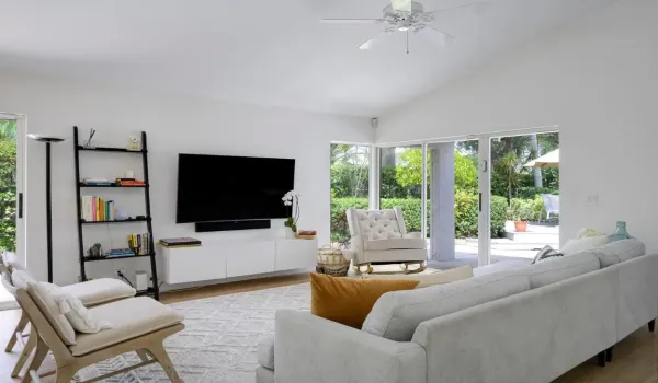 Spacious and Comfortable Living Room