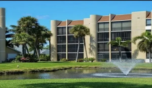 Fairwinds Cove, Jensen Beach
