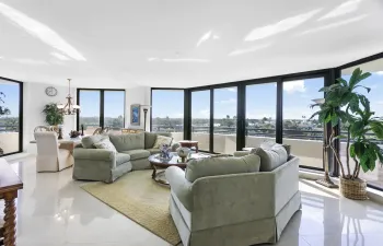 Living Room w/ Dining Area