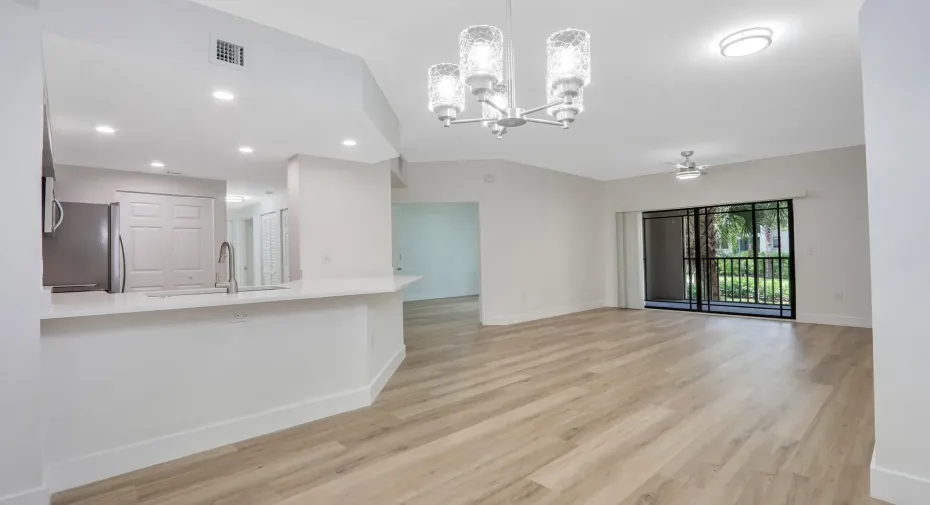 3023-203 DINING TO LIVING
