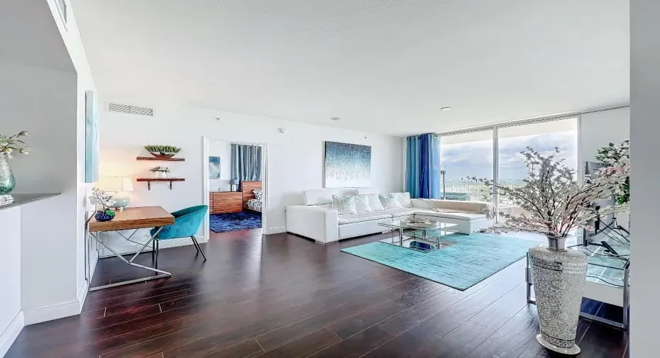 700 E Boynton Beach Boulevard #1408-13