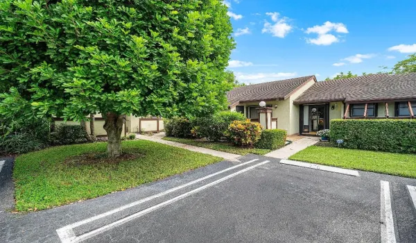 001-276BeaverDamCourt-RoyalPalmBeach-FL-