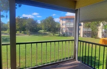 Screened Balcony
