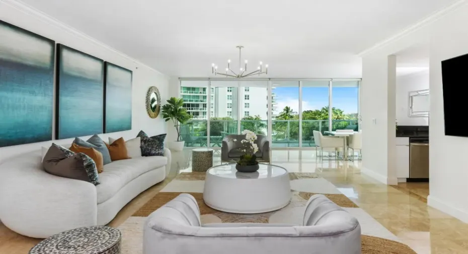 mls_LIVING_ROOM_STRAIGHT
