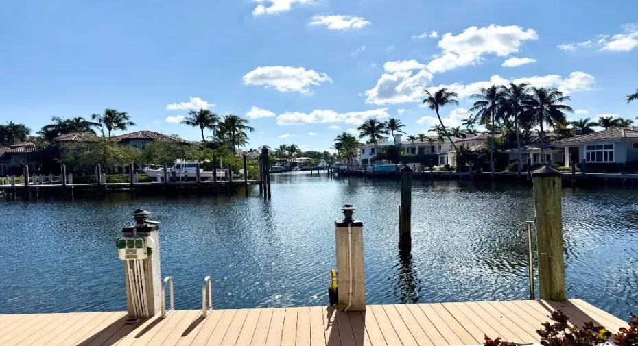Expansive Waterviews