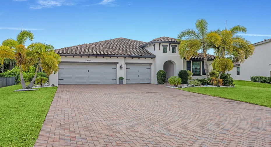 1-web-or-mls-A7401732