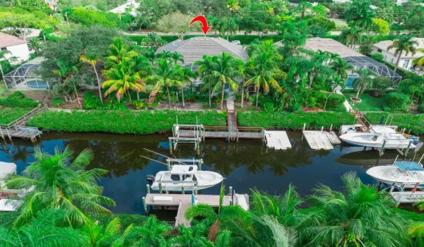 19850 Loxahatchee River Dr