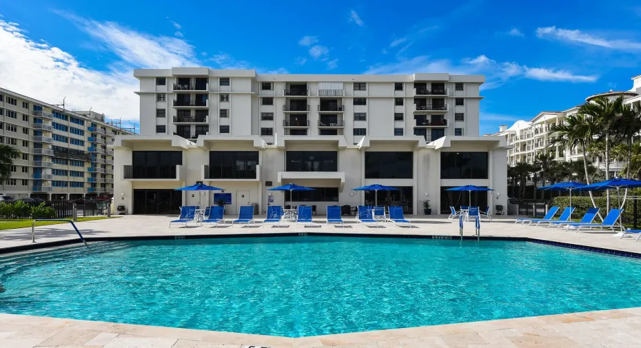 Pool and Clubhouse