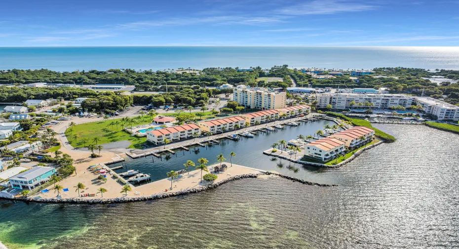 Boaters Paradise Futura Yacht Club Florida Keys