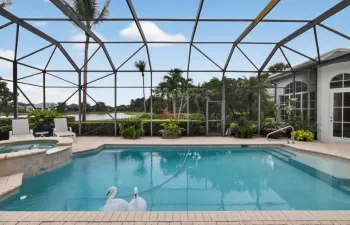 Pool & Lake View