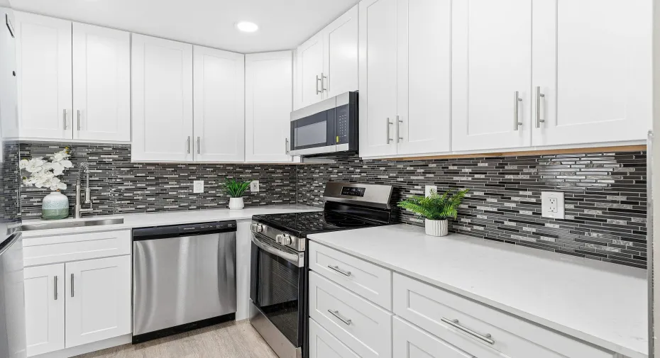 009-141BrittanyF-DelrayBeach-FL-33446-SM