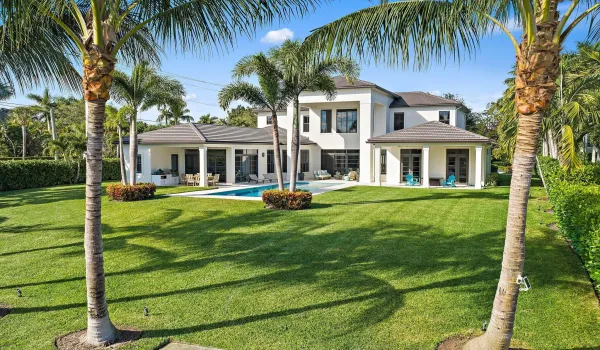 Huge + private yard with tranquil water views