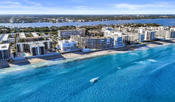 Waterfront Condo in South Palm Beach, FL