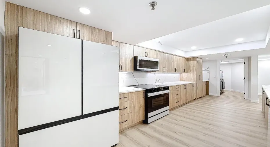 955 Egret Circle #207-27