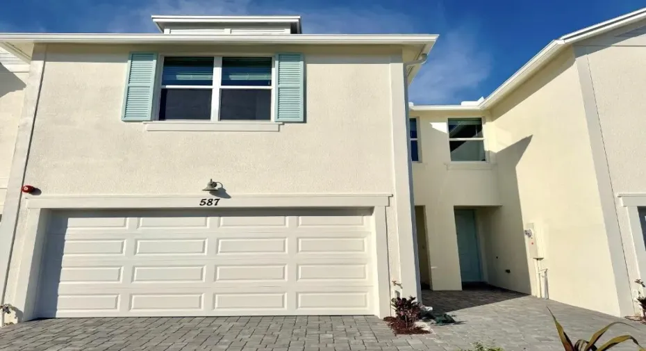 587 Salisbury Cir Fort Pier (2)