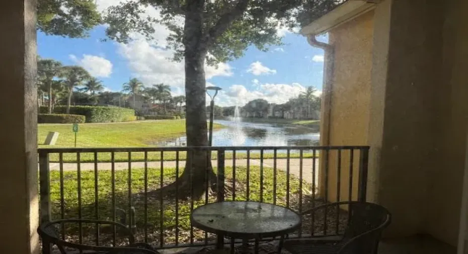 Diner/Living Room View