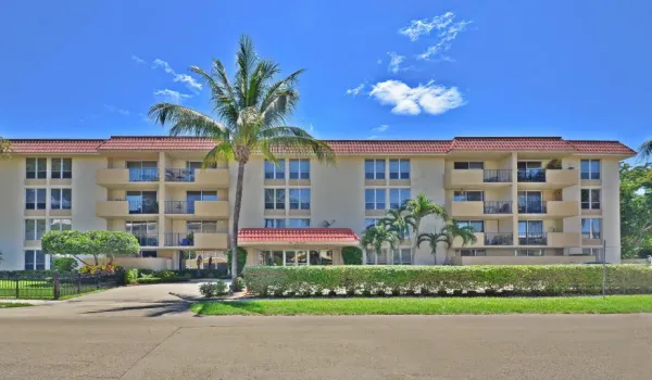 boca view front view 1