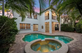 Welcome to 1062 Vintner Boulevard